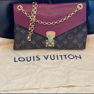 Louis Vuitton Pallas Monogram